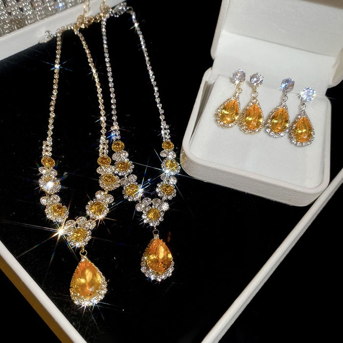 Sparkling Zircon Teardrop Copper Pendant Necklace And Stud Earrings Vintage Court Jewelry Set