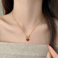 18K Gold Plated Copper Mother Of Pearl Heart Pendant Necklace Light Luxury Collarbone Chain view 2