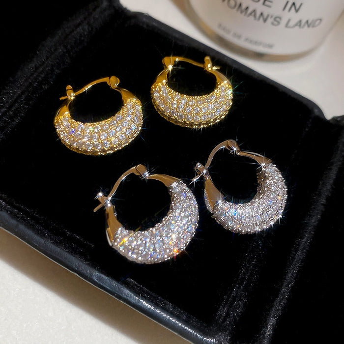 Korean Style Sparkling Zircon Round Copper Huggie Earrings For Daily Light Luxury Wear