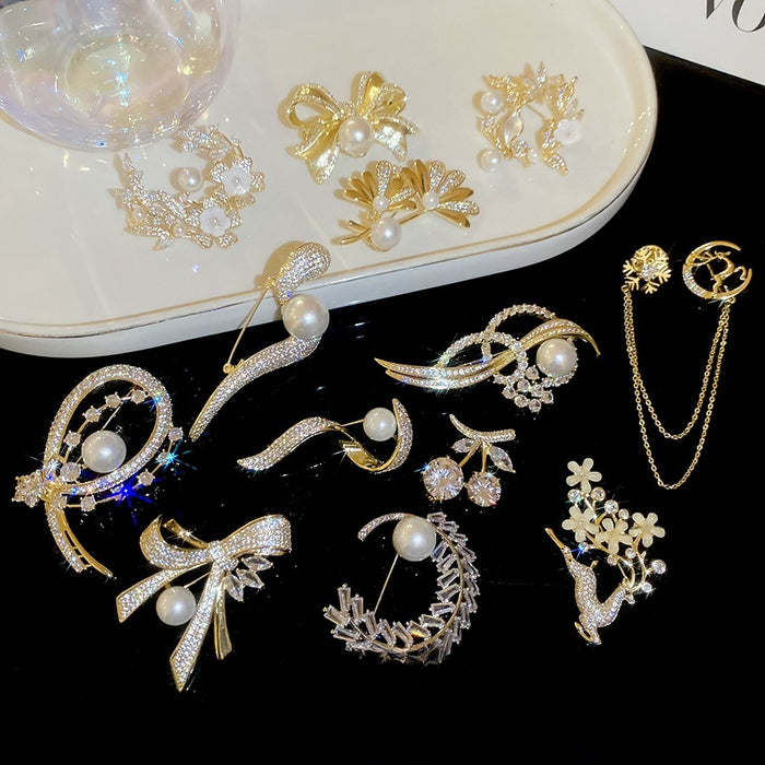 14K Gold Plated Copper Zircon Pearl Butterfly Brooch, Vintage Light Luxury Suit Accessory