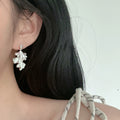 Light Luxury Alloy Wrinkled Leaf Pendant Drop Earrings With Silver Needle For Women Daily Wear view 4