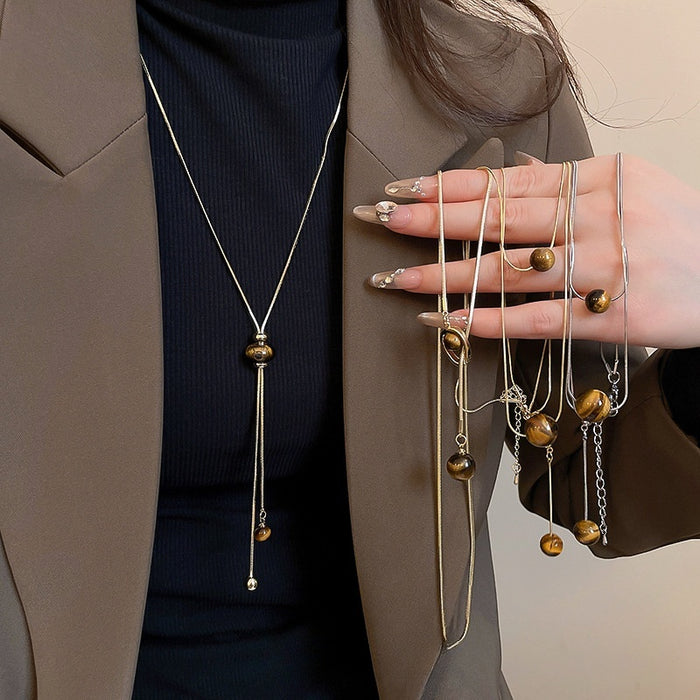 Autumn Winter Retro Light Luxury Tiger Eye Stone Pendant Necklace Copper Geometric Circular Collarbone Chain