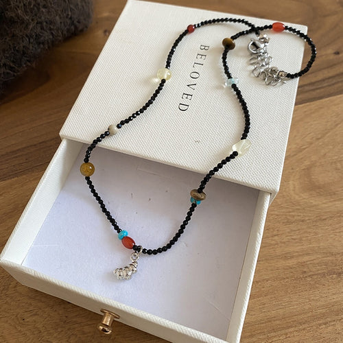 Vintage Ethnic Artificial Crystal Beaded Pendant Necklace With Round Geometric Charm