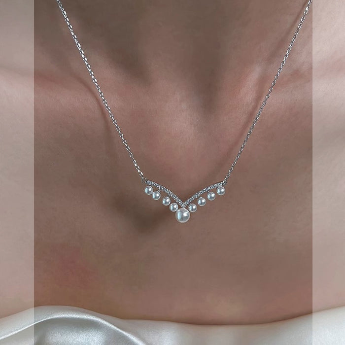 Korean Style Zircon V-Shaped Faux Pearl Necklace Light Luxury Geometric Choker For Women