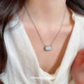 Korean Minimalist Copper Resin Oval Pendant Sweater Necklace, Style Light Luxury Clavicle Chain view 1