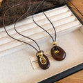 Resin Tiger Eye Oval Pendant Sweater Necklace Vintage Light Luxury Geometric Choker view 2