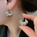 Minimalist Iron Shell Texture Geometric Ear Cuff Earrings For Casual Commuter Style view 4
