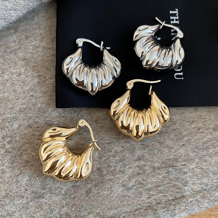 Minimalist Iron Shell Texture Geometric Ear Cuff Earrings For Casual Commuter Style
