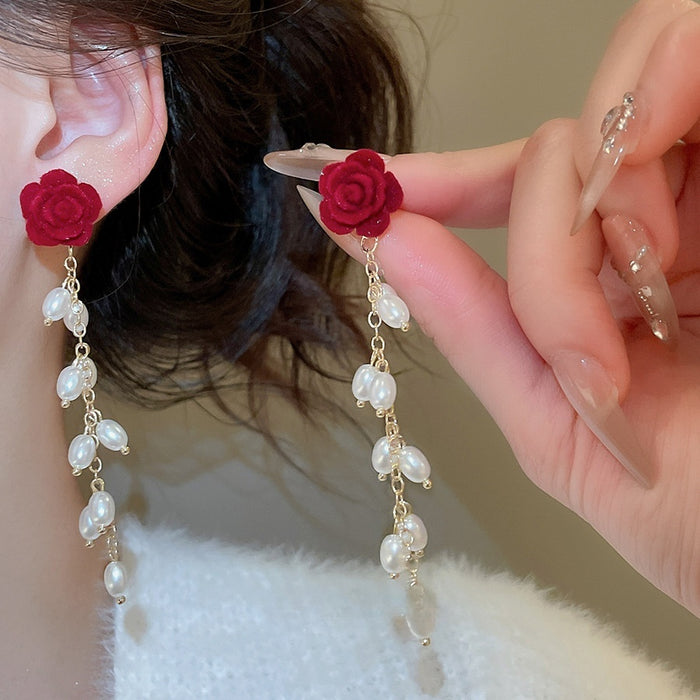Retro Elegant Faux Pearl Flower Tassel Drop Earrings With Silver Needle Flocked Floral Design