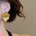 Light Luxury Faux Pearl Flower Stud Earrings With Rhinestone Silver Needle Vintage Court Style view 3