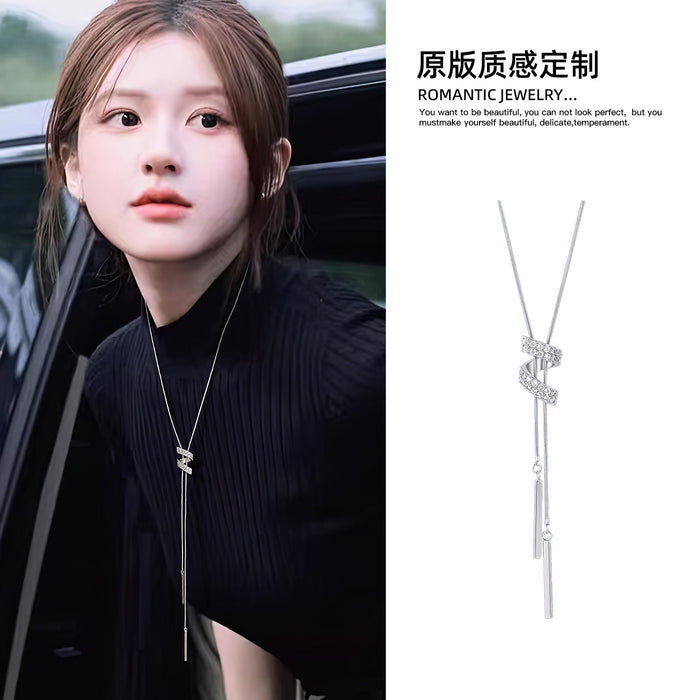 Copper Zircon Twisted Letter S Pendant Sweater Necklace For Women Casual Light Luxury Style