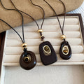 Resin Tiger Eye Oval Pendant Sweater Necklace For Women, Maillard Vintage Light Luxury Choker view 2