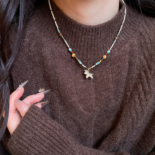 New Chinese Style Stone Beaded Horse Pendant Necklace For Women, Light Luxury Ethnic Collarbone Jewelry