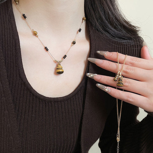 Tiger Eye Beaded Gourd Pendant Necklace Maillard Vintage Light Luxury Clavicle Chain For Women