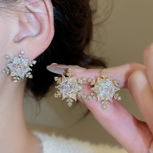 Copper Zircon Snowflake Stud Earrings For Women, Light Luxury Geometric Daily Jewelry