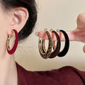 Light Luxury Flocked Round Iron Hoop Earrings, Minimalist Vintage Geometric Women's Jewelry view 1