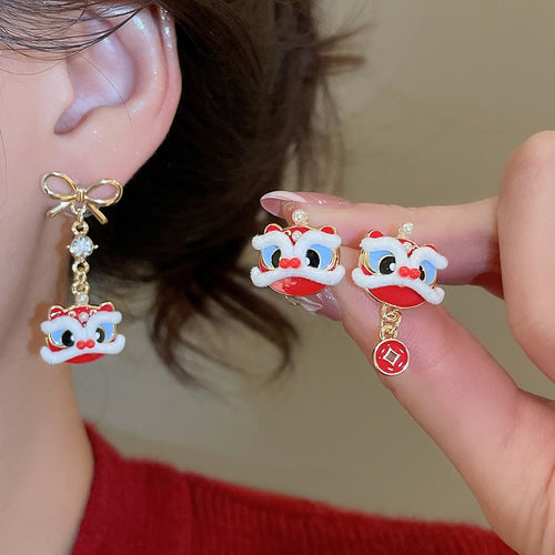 Chinese Style Enamel Lion Coin Pearl Alloy Stud Earrings With Silver Pins