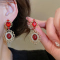 Alloy Oval Lace Rhinestone Stud Earrings Vintage Court Style Elegant Luxury Jewelry view 2