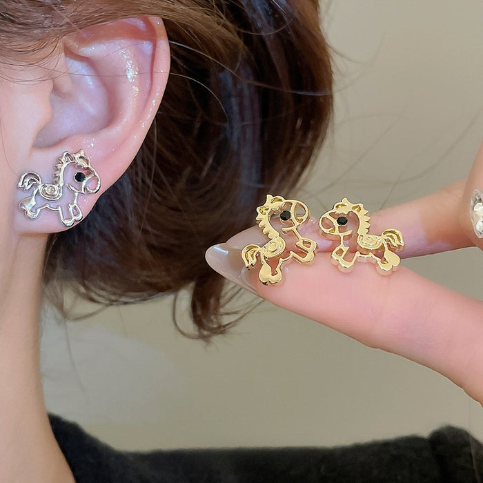Alloy Hollow Horse Charm Drop Earrings, New Chinese Style Light Luxury OL Jewelry
