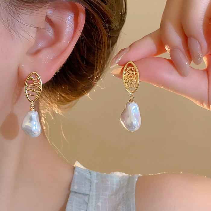 Gold Plated Silver Post Hollow Oval Faux Pearl Stud Earrings French Vintage Light Luxury