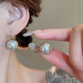 18K Gold Plated Faux Pearl Geometric Hoop Earrings For Women Light Luxury Vintage Style view 2