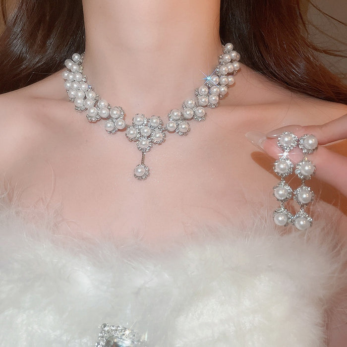 Rhinestone Flower Faux Pearl Stud Earrings And Necklace Court Style Light Luxury Jewelry Set