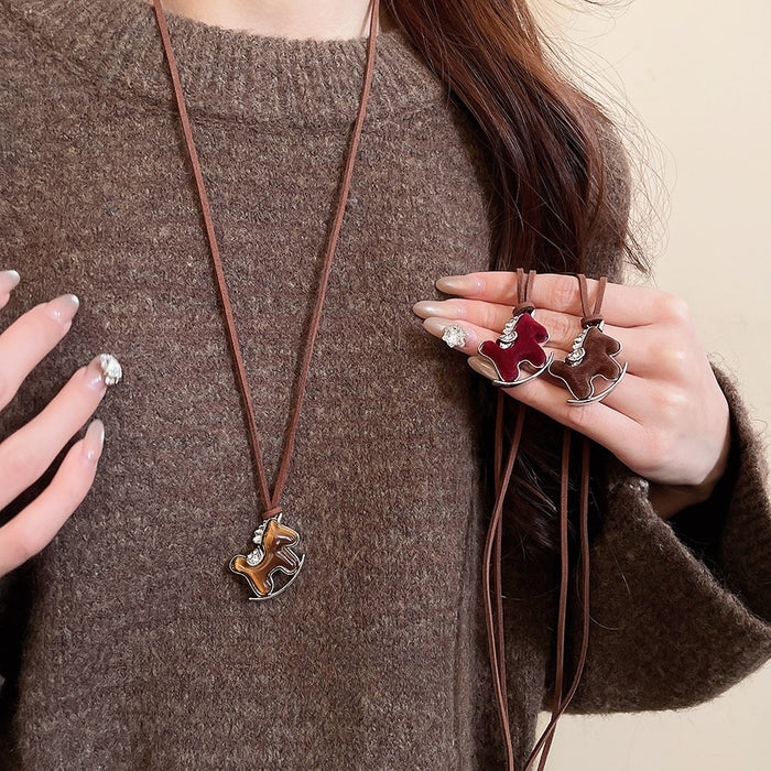 Light Luxury Alloy Zircon Flocked Horse Pendant Sweater Necklace For Women