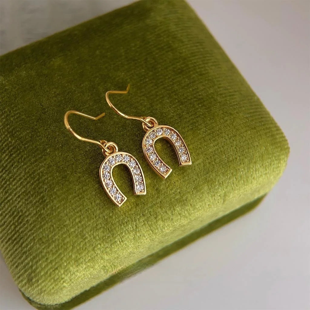 18K Gold Plated Copper U Shape Horseshoe Zircon Drop Earrings For Elegant Commuter Style