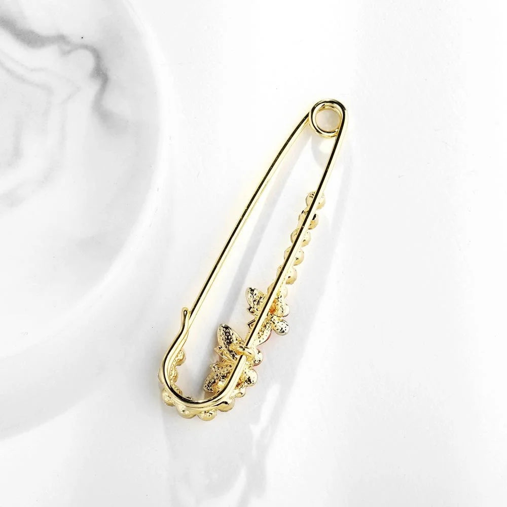 Elegant Gold Alloy Safety Pin Brooch With Rhinestone Butterfly Charm, Women's Lapel Pin Scarf Corsage Gift
