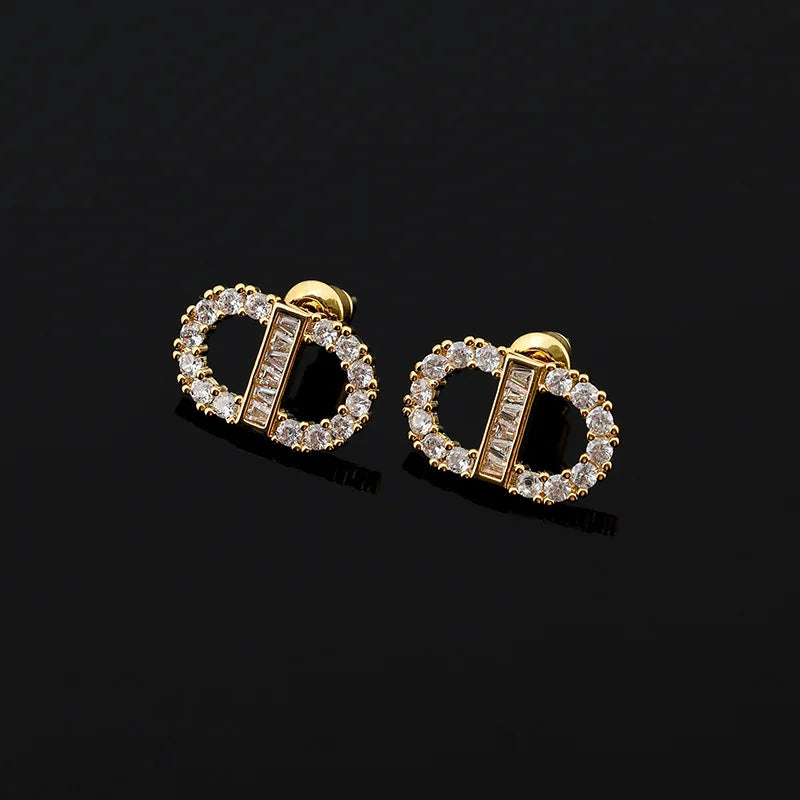 Luxury Zircon Pave Double Circle Letter Stud & Clip On No Piercing Gold Alloy Fashion Earrings