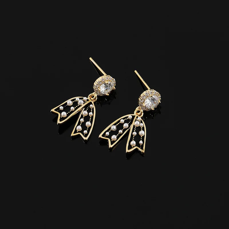Elegant Luxury Black Bowknot Pearl And Zircon Alloy Dangle Drop Stud & Clip On No Piercing Earrings