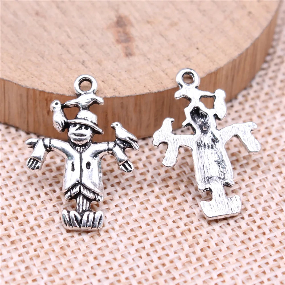 25x18mm 1.4g Antique Silver Zinc Alloy Scarecrow Charm Pendant for DIY Handmade Jewelry Making