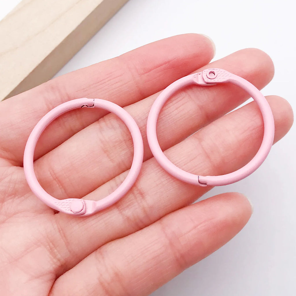Color Painted Zinc Alloy Round 30mm Key Ring Connector for DIY Keychain Charm Making