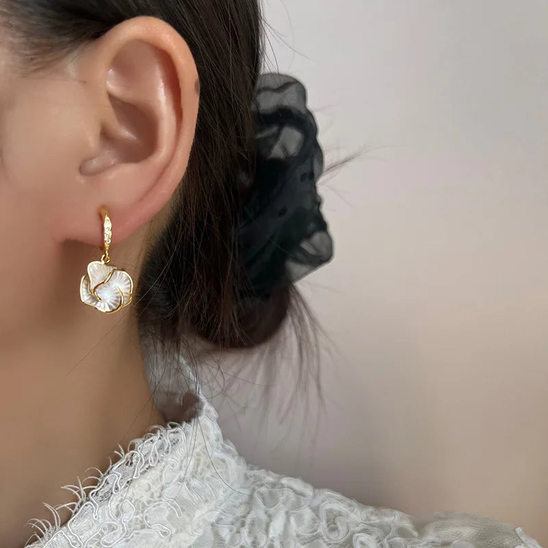Elegant Camellia Flower Shell Enamel Alloy Rhinestone Drop Stud & Clip On No Piercing Earrings
