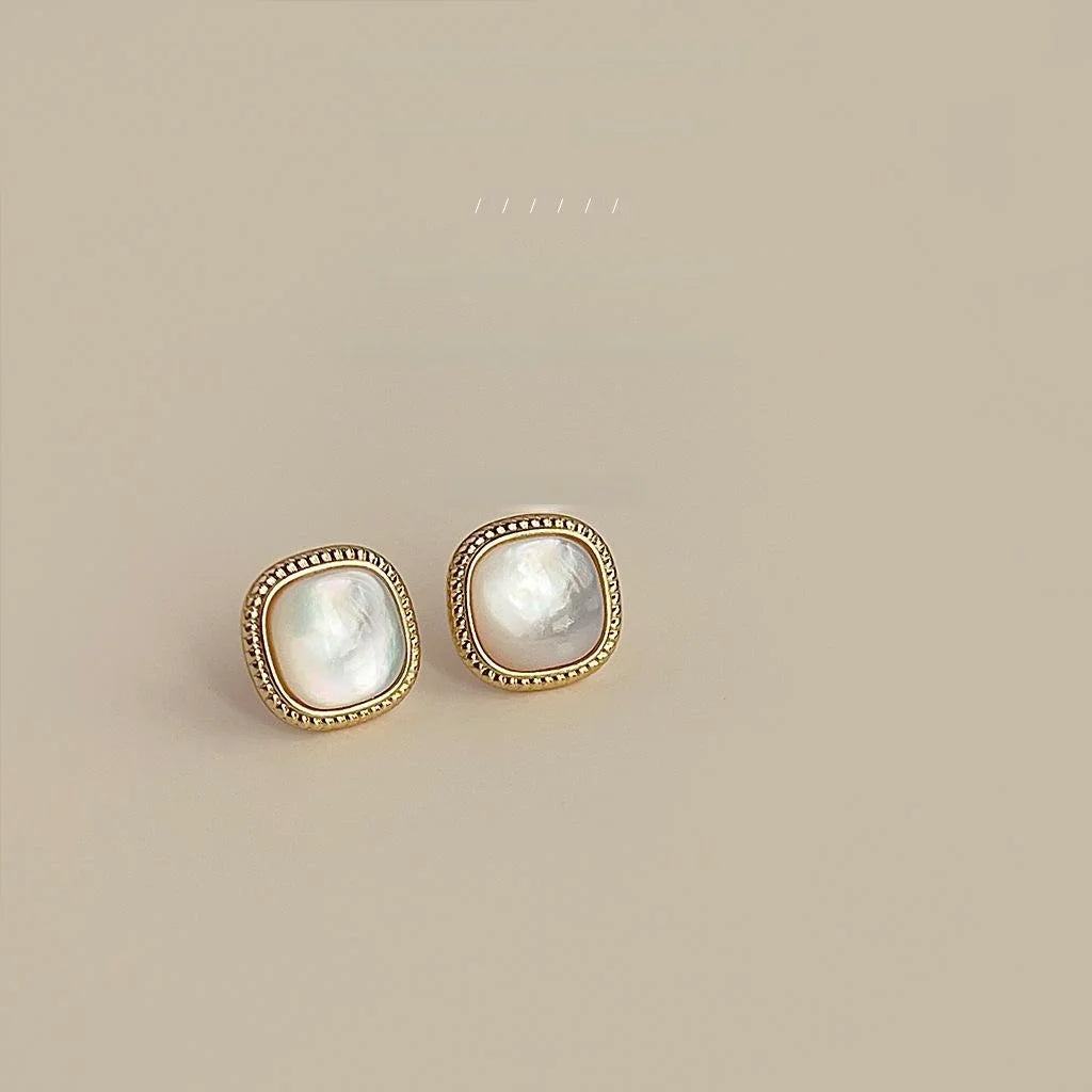 Light Luxury 14K Electroplated Geometric Square Shell Stud Earrings