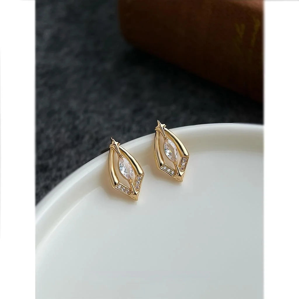 Light Luxury Geometric Star Zircon Copper Stud Earrings With Silver Plated Posts