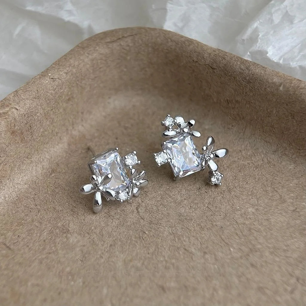 Silver Plated Copper Zircon Flower Cluster Stud Earrings Simple Sweet Designer Jewelry