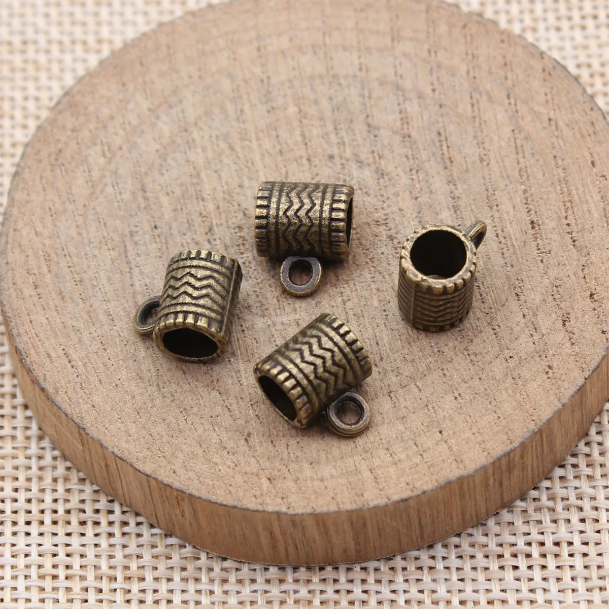 11x9.5x7.4mm 1.2g Multicolor Zinc Alloy Three Way Bail Pendant Connector for Bead Tassel Jewelry DIY