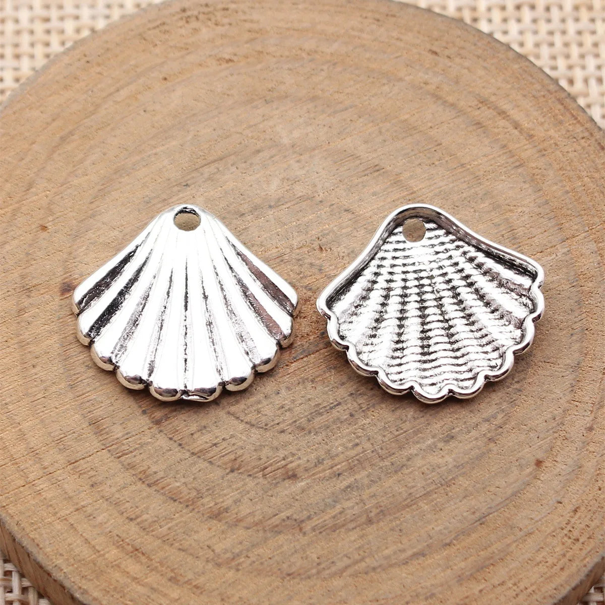 19x17mm 1.2g Multicolor Zinc Alloy Shell Charm Pendant for DIY Beach Style Jewelry Making