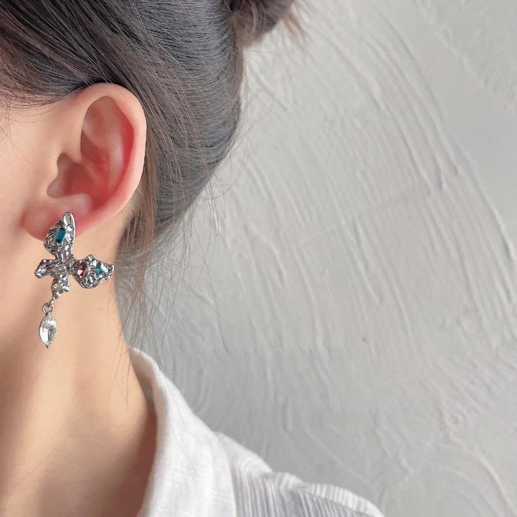 Sweet Cool Glass Crystal Rhinestone Butterfly Drop Earrings With Silver Plated Pins