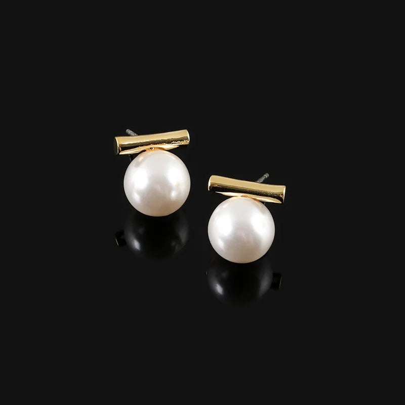 Elegant Faux Pearl Gold Alloy Bar Stud & Clip On No Piercing French Minimalist Commuter Earrings