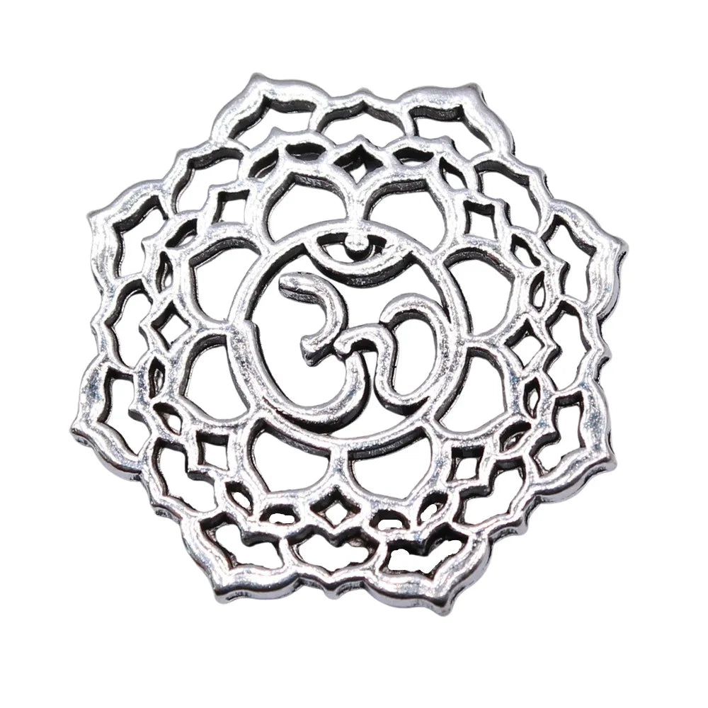 26x26mm 3.6g Antique gold zinc alloy OM Symbol charm pendant for DIY necklace jewelry making