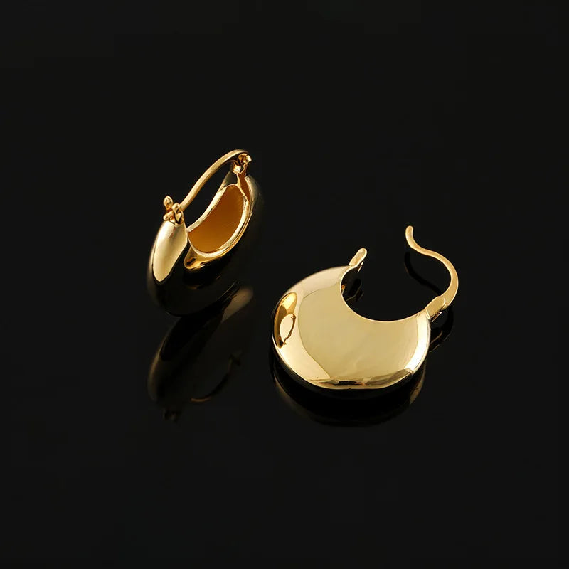Elegant Gold Alloy Flat Round Spiral Disc Stud & Clip On No Piercing Statement Fashion Earrings