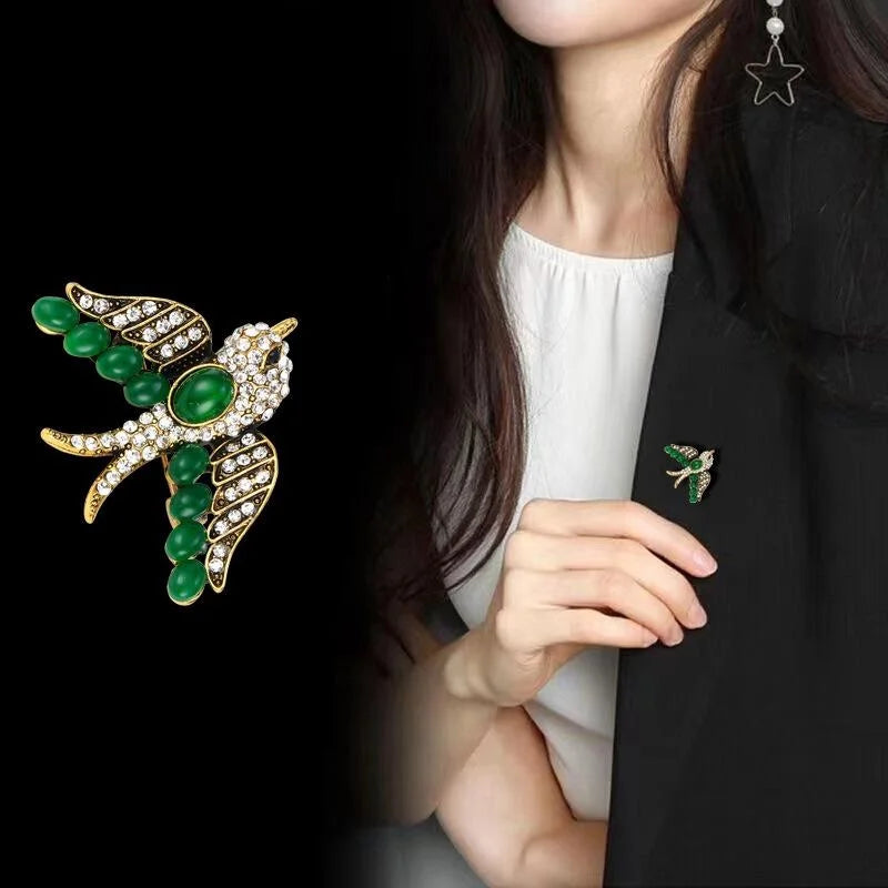 Elegant Chinese Style Swift Bird Brooch With Green Cabochon And Rhinestones, Alloy Lapel Pin Gift