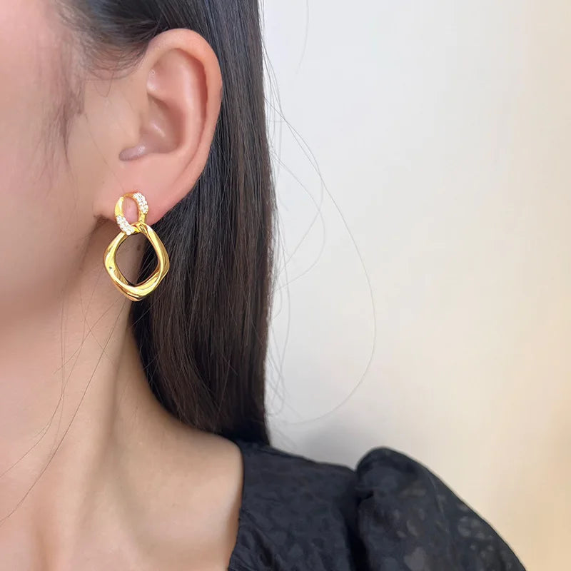 Elegant Gold Alloy Zircon Geometric Double Linked Hoop Drop Stud & Clip On No Piercing Earrings