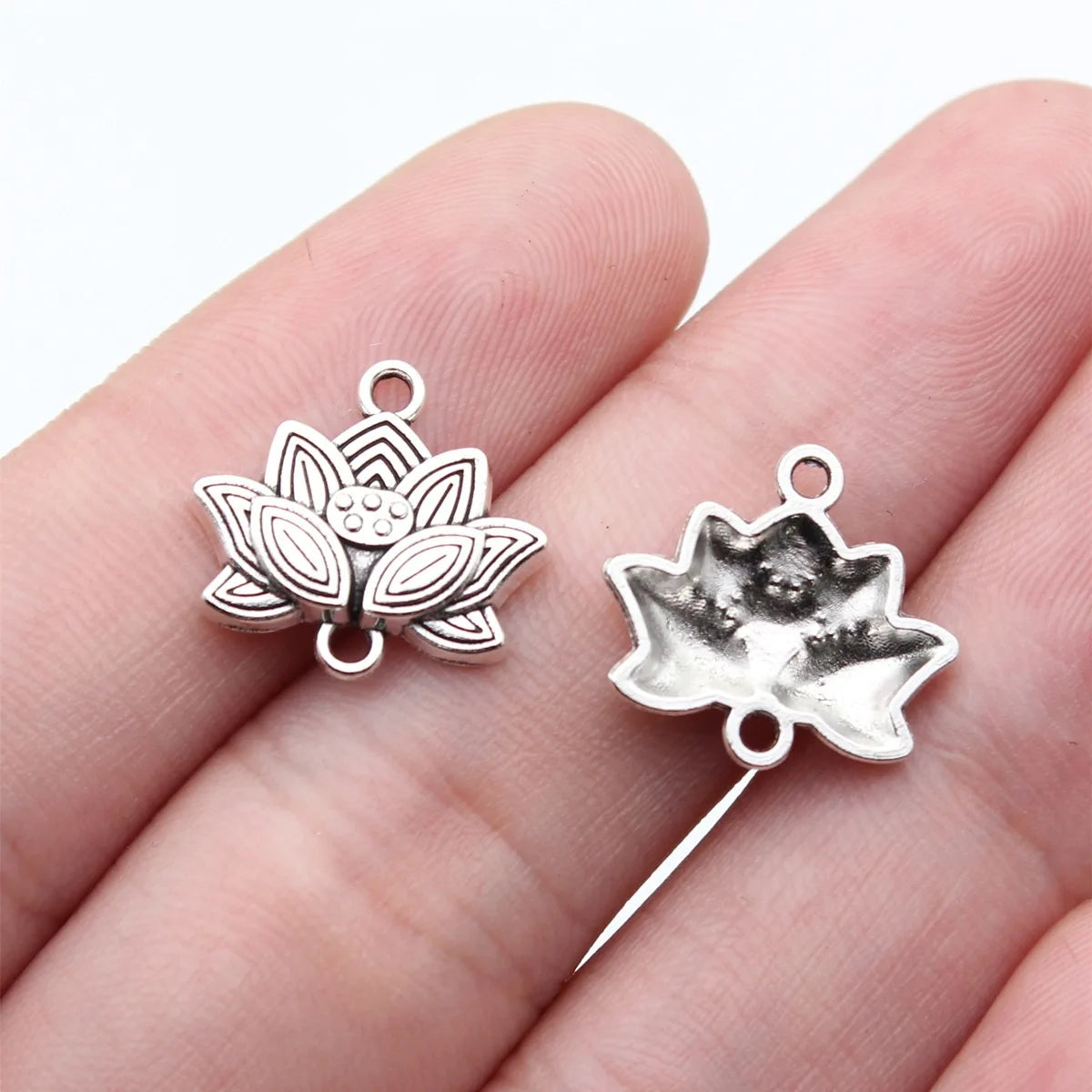 16x14mm 0.82g Antique Silver Zinc Alloy Lotus Connector Charm for DIY Bracelet Necklace Making