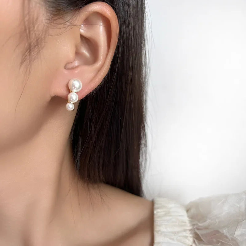 Elegant Simple Pearl Cluster Gold Tone Spiral Disc Alloy Stud & Clip On No Piercing Commuter Earrings