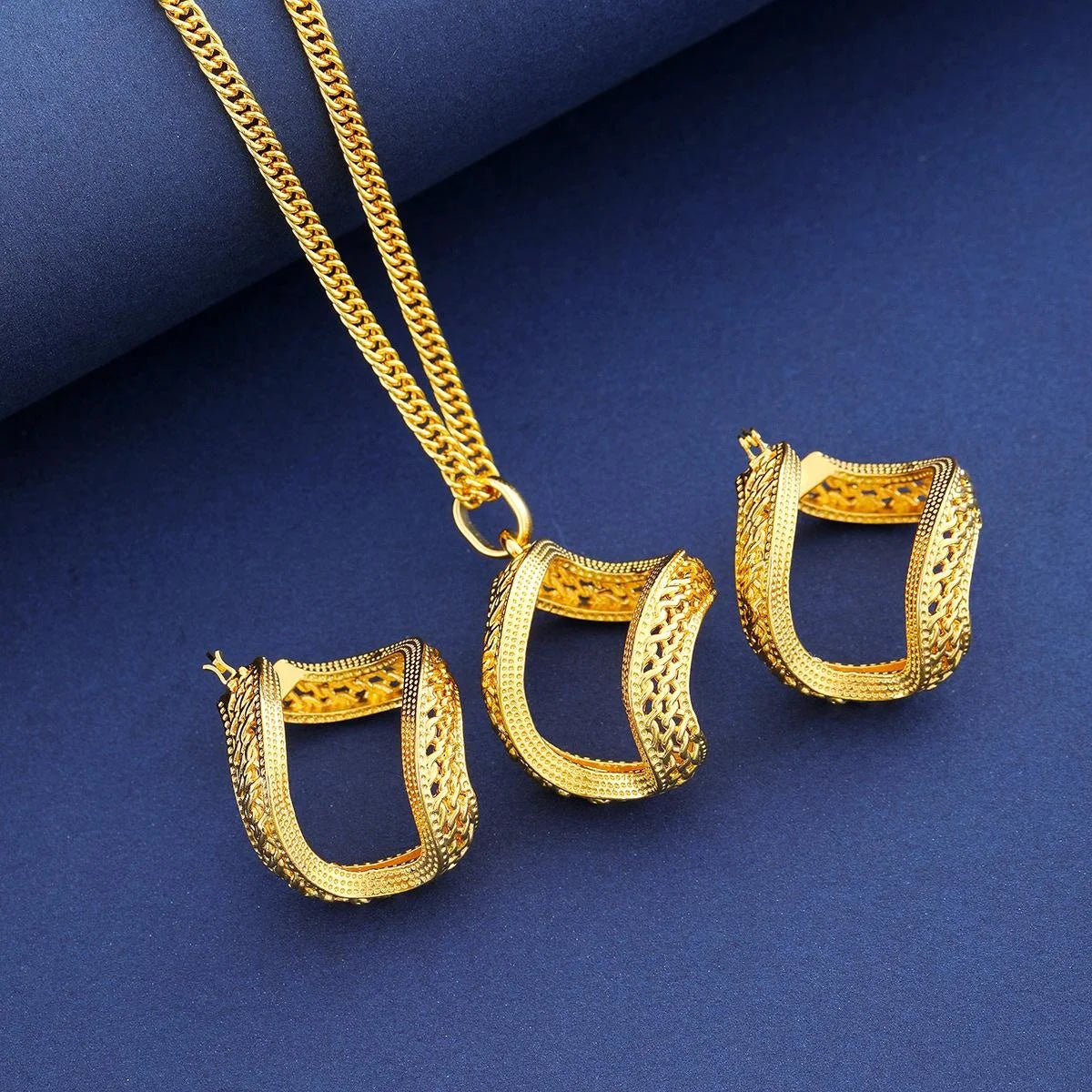 Luxury 24K Gold Plated Alloy Infinity Pendant Necklace And Earrings Jewelry Set For Bridal Wedding Party