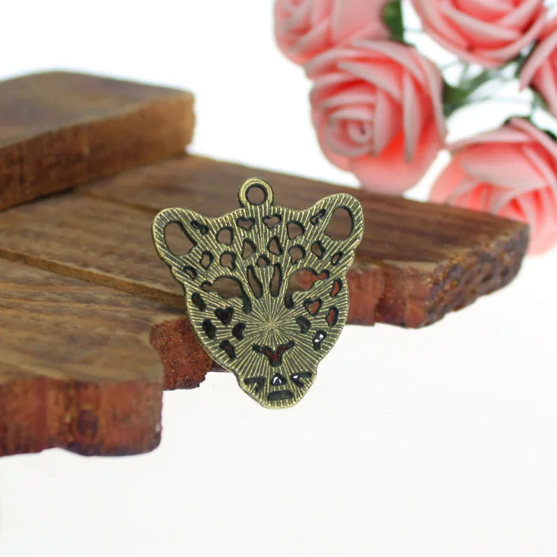 28x26MM Antique Silver Zinc Alloy Leopard Head Charm Pendant for DIY Necklace Bracelet Jewelry Making