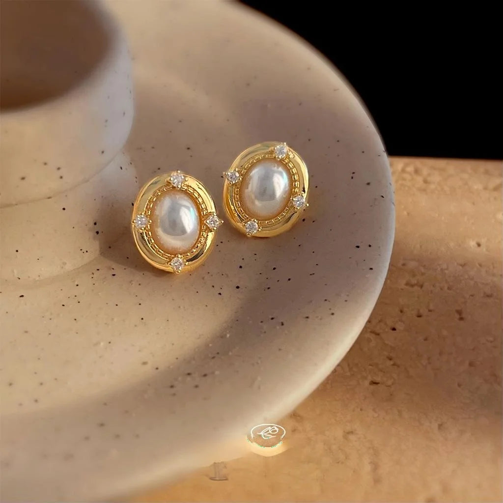 French Vintage Palace Style Geometric Oval Copper Stud Earrings With Zircon And High Luster Pearl